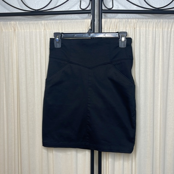 H&M BLACK ULTRA HIGH WAIST SKIRT SIZE XS/S OR 36 - Picture 11 of 11